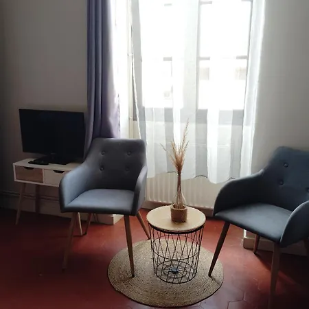 Domaine De La Ferme De Jean Grogne Maison d'hôtes Fontenay-Trésigny